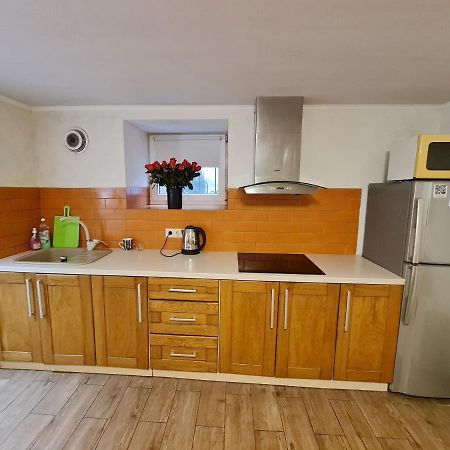 Студіо На Кoновальця Apartamento Lviv Exterior foto