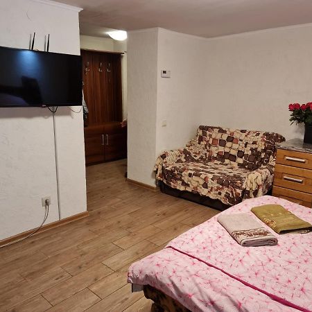 Студіо На Кoновальця Apartamento Lviv Exterior foto