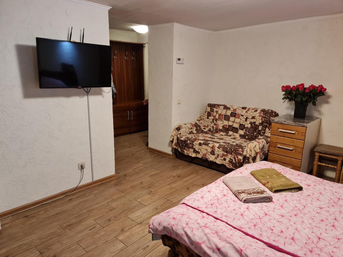 Студіо На Кoновальця Apartamento Lviv Exterior foto